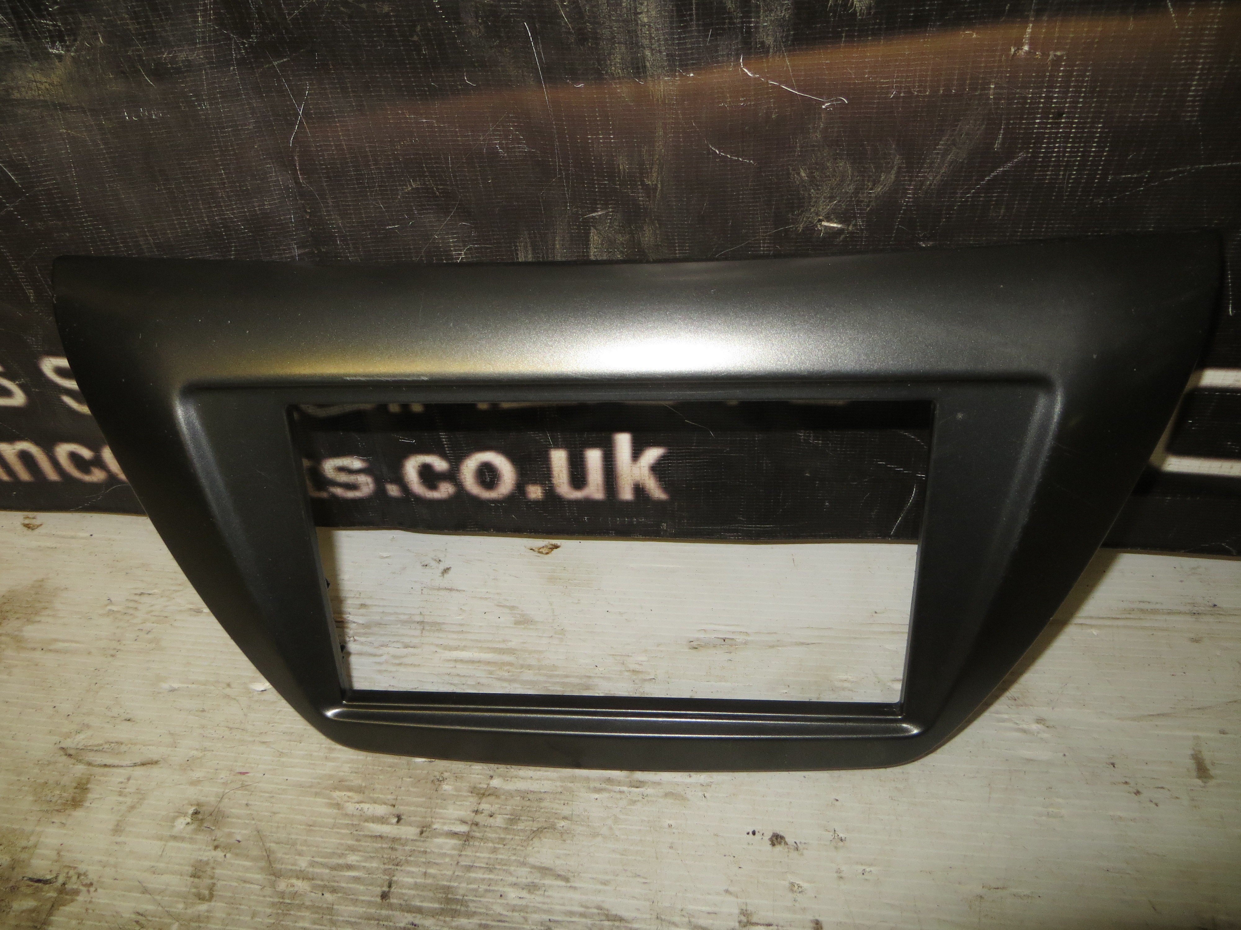 MITSUBISHI LANCER EVO 7 8 9 CENTRE CONSOLE TRIM PLASTIC 
