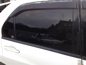 MITSUBISHI LANCER EVO 8 DRIVERS SIDE REAR GLASS